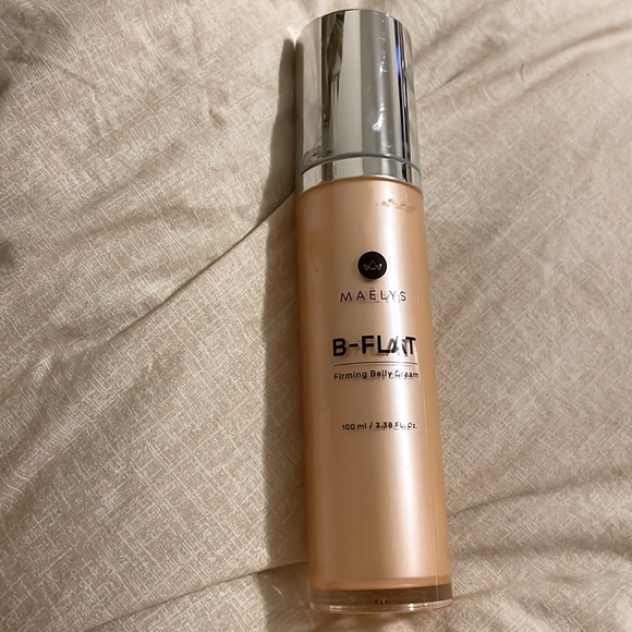 NWT Maelys B-Flat belly cream - Picture 1 of 1